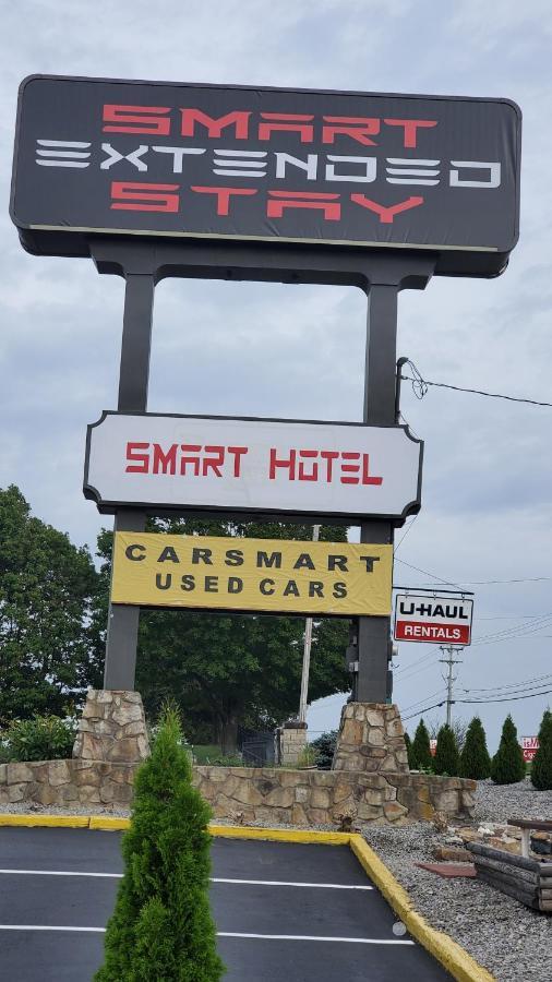 Smart Hotel - Formerly Econo Lodge Бекли Екстериор снимка